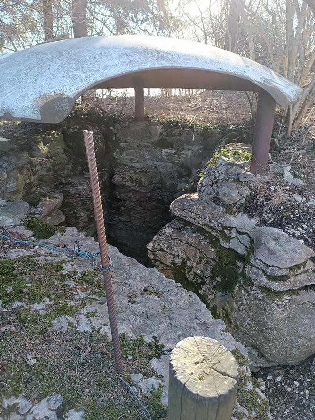 
                  
                    
                     Xiaomi 
                     2303CRA44A 
                  
                  