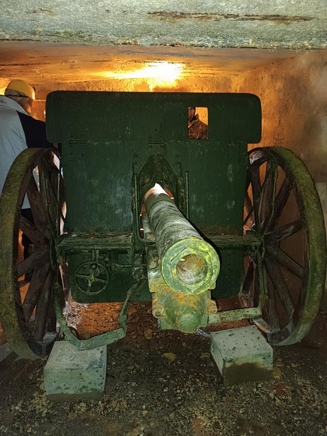 
                  
                    
                     Xiaomi 
                     2303CRA44A 
                  
                  