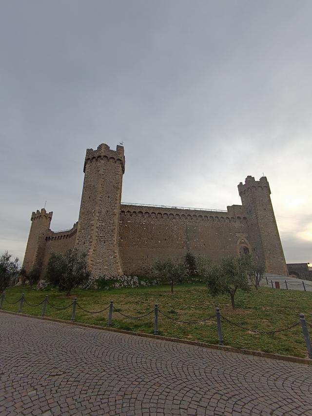 
                  
                    
                     Xiaomi 
                     2303CRA44A 
                  
                  