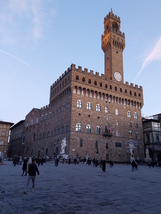 
                  
                    
                     samsung 
                     SM-A236M 
                  
                  