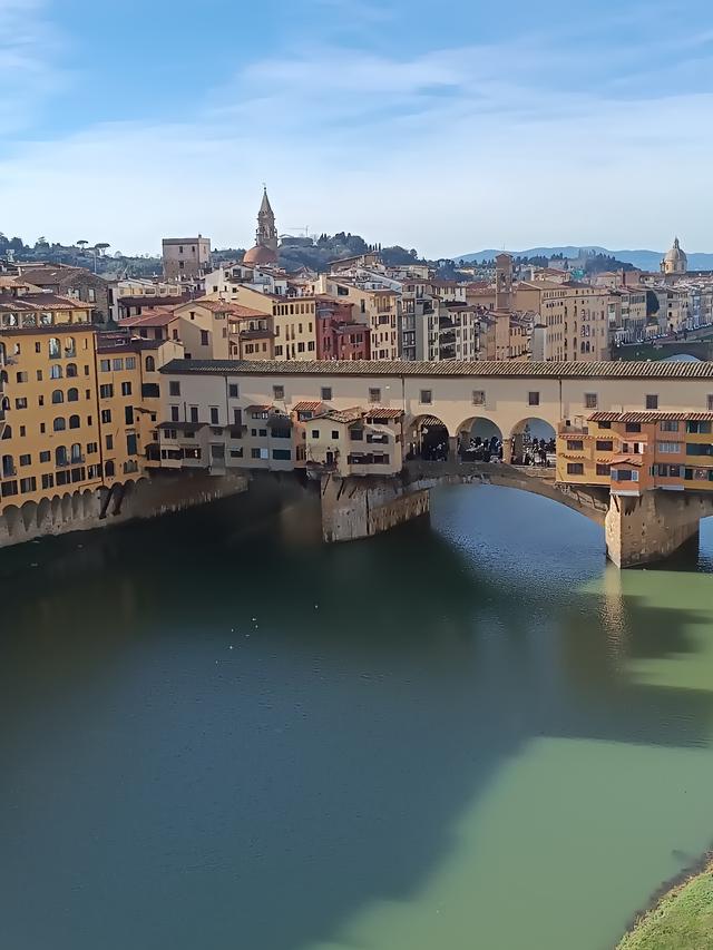 
                  
                    
                     Xiaomi 
                     2303CRA44A 
                  
                  