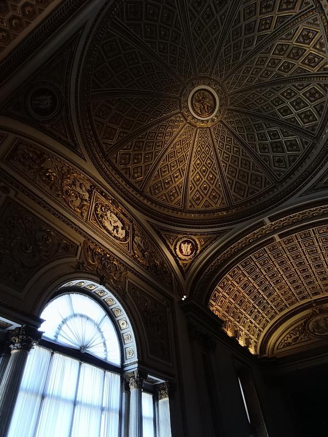 
                  
                    
                     Xiaomi 
                     2303CRA44A 
                  
                  