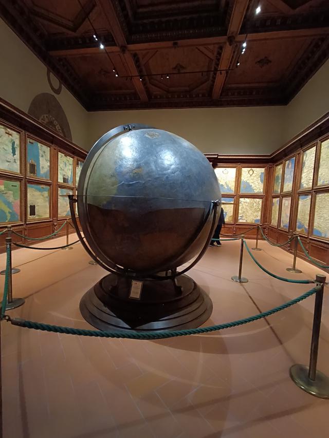 
                  
                    
                     Xiaomi 
                     2303CRA44A 
                  
                  