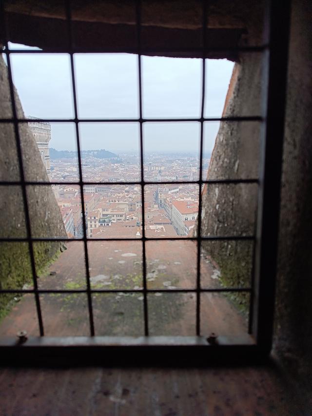 
                  
                    
                     Xiaomi 
                     2303CRA44A 
                  
                  