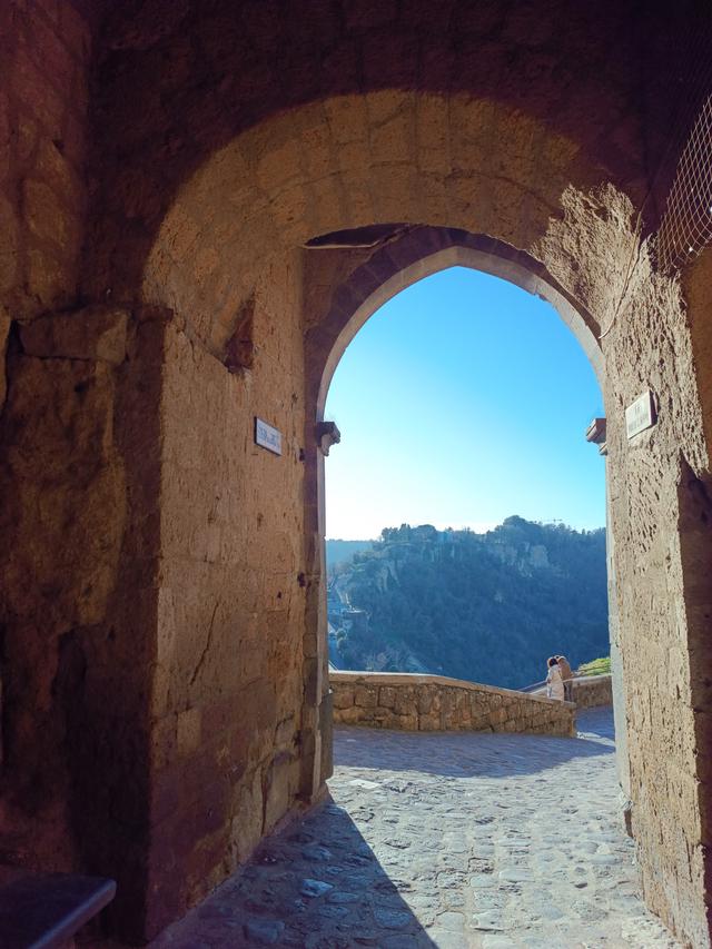 
                  
                    
                     Xiaomi 
                     2303CRA44A 
                  
                  