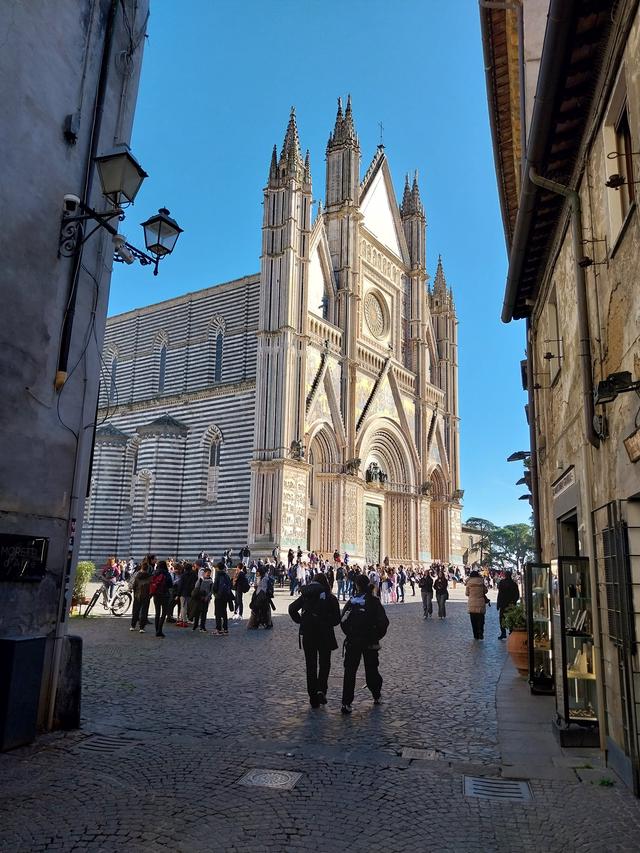 
                  
                    
                     samsung 
                     SM-A236M 
                  
                  