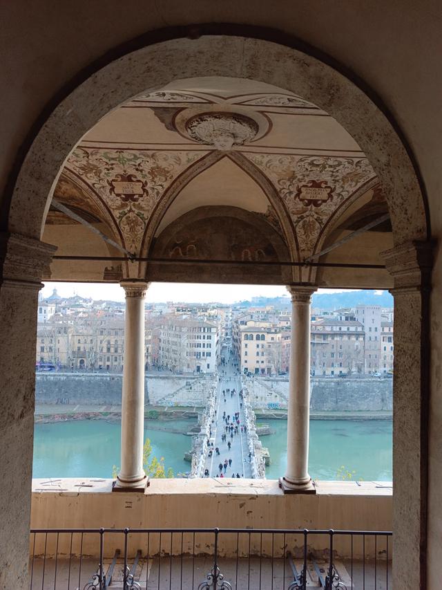 
                  
                    
                     Xiaomi 
                     2303CRA44A 
                  
                  