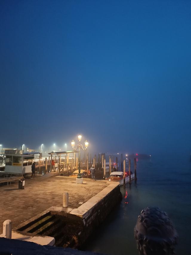 
                  
                    
                     Xiaomi 
                     2303CRA44A 
                  
                  