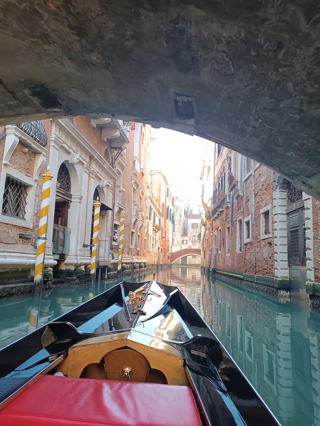 
                  
                    
                     Xiaomi 
                     2303CRA44A 
                  
                  