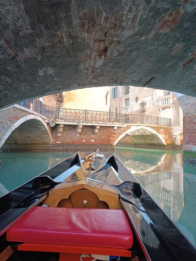 
                  
                    
                     Xiaomi 
                     2303CRA44A 
                  
                  