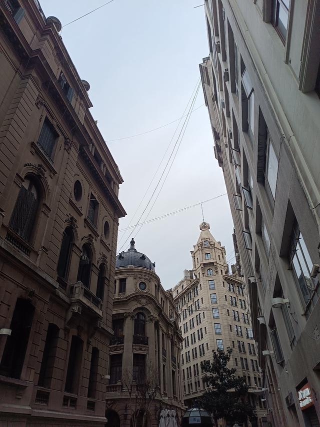 
                  
                    
                     Xiaomi 
                     2303CRA44A 
                  
                  