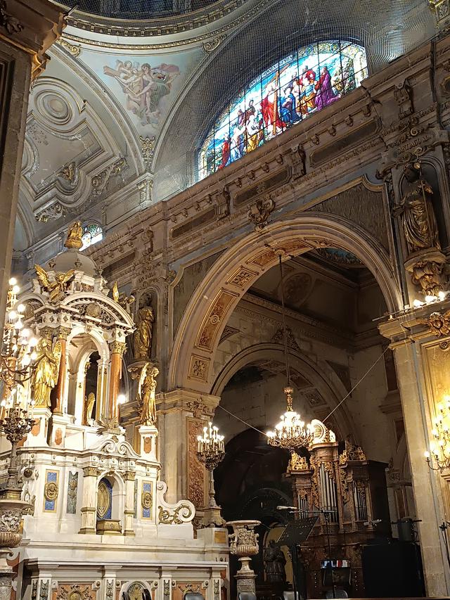 
                  
                    
                     Xiaomi 
                     2303CRA44A 
                  
                  