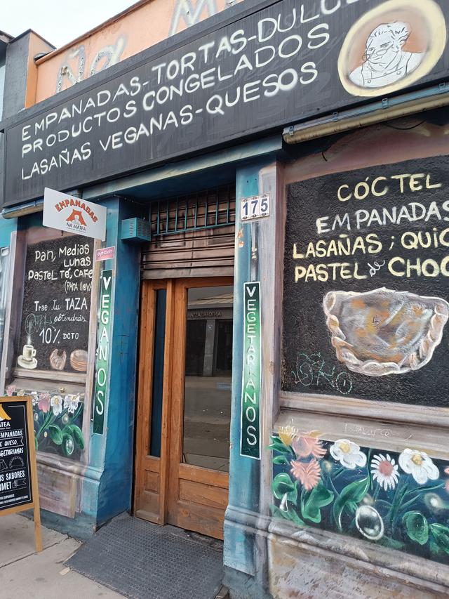 
                  
                    
                     Xiaomi 
                     2303CRA44A 
                  
                  