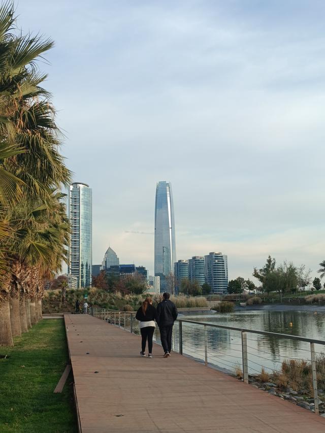 
                  
                    
                     Xiaomi 
                     2303CRA44A 
                  
                  